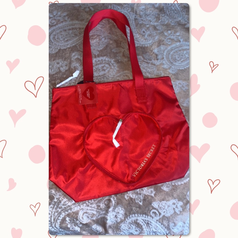 Victoria’s Secret Valentine’s Day Packable Tote